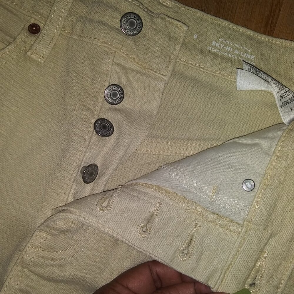 Old Navy high-waist short